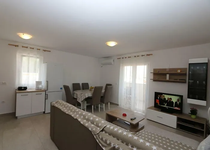 Samsa Mirica Apartamento